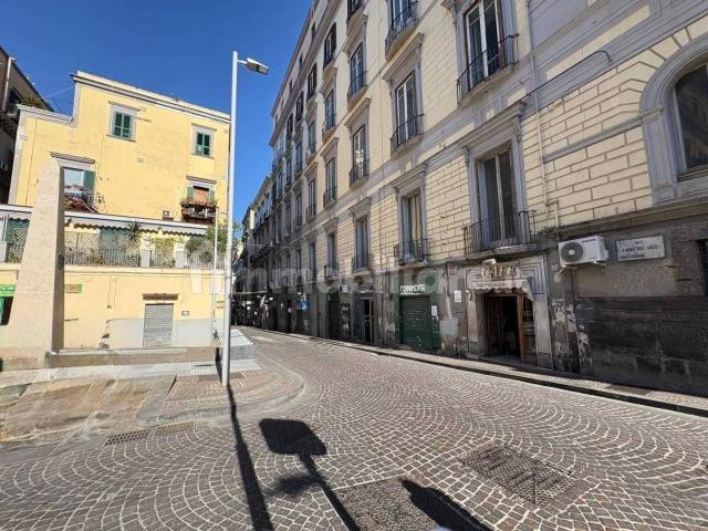 Ufficio in vendita a Napoli