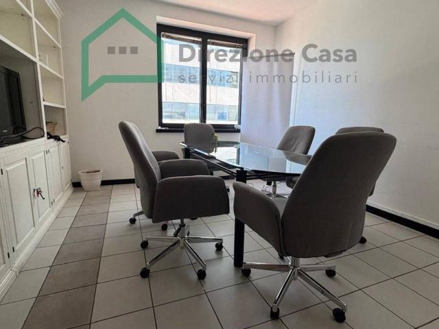 Ufficio in vendita a Napoli