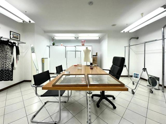 Ufficio in vendita a Napoli
