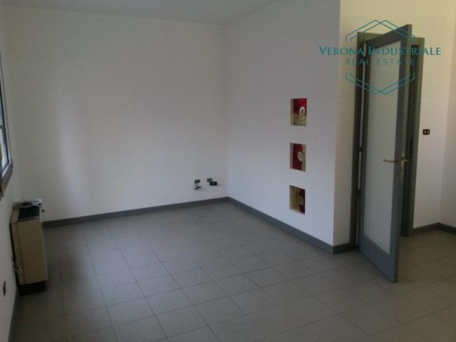 Ufficio in Vendita a Pescantina