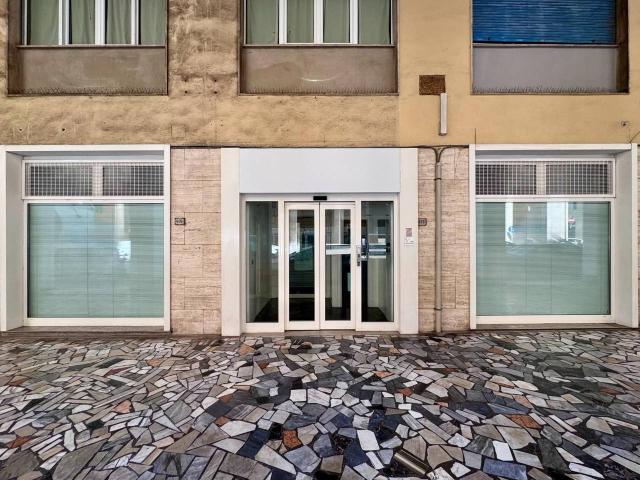 Ufficio in vendita a Piombino