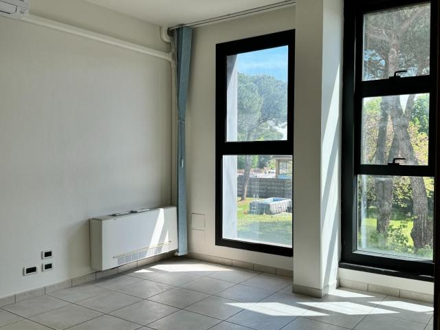 Ufficio in vendita a Pontedera
