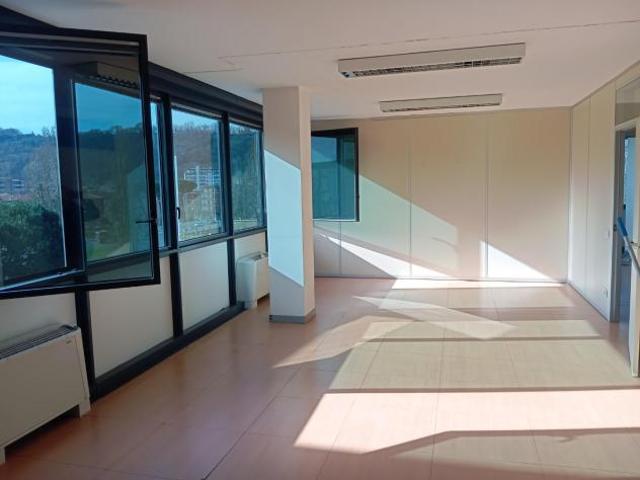 Ufficio in vendita a Poggibonsi 115 mq Rif: 1400059