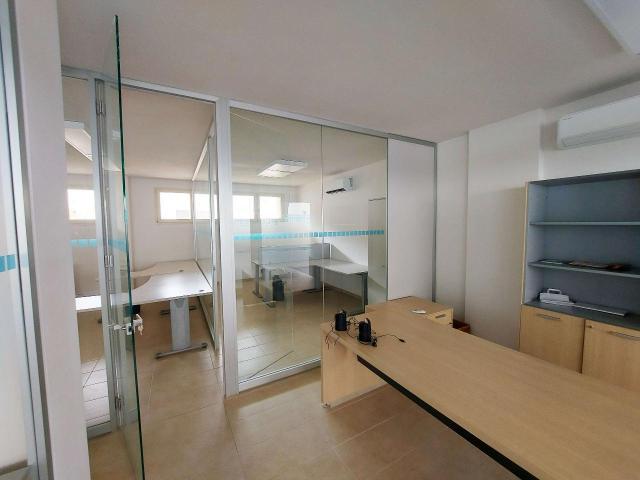 Ufficio in vendita a Prato