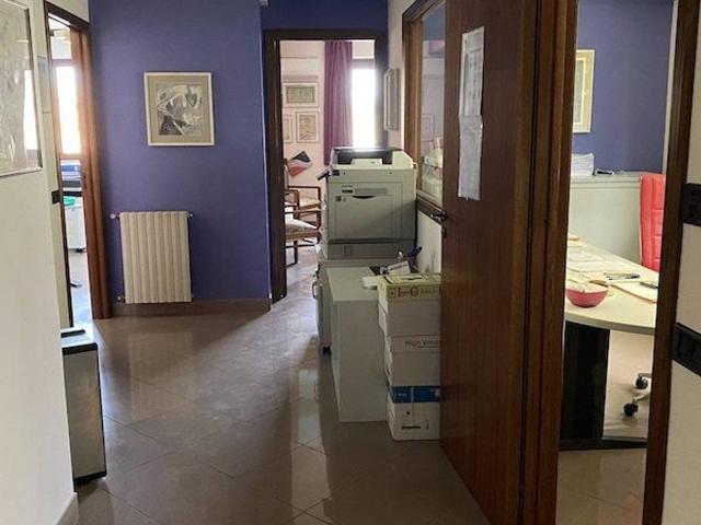 Ufficio in vendita a Ragusa