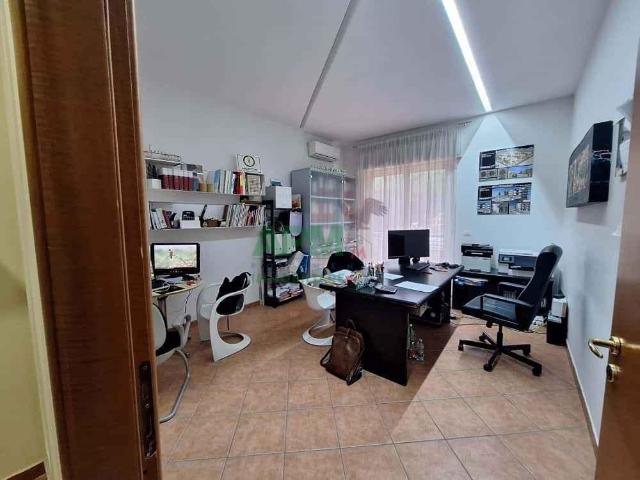 Ufficio in vendita a Reggio Calabria