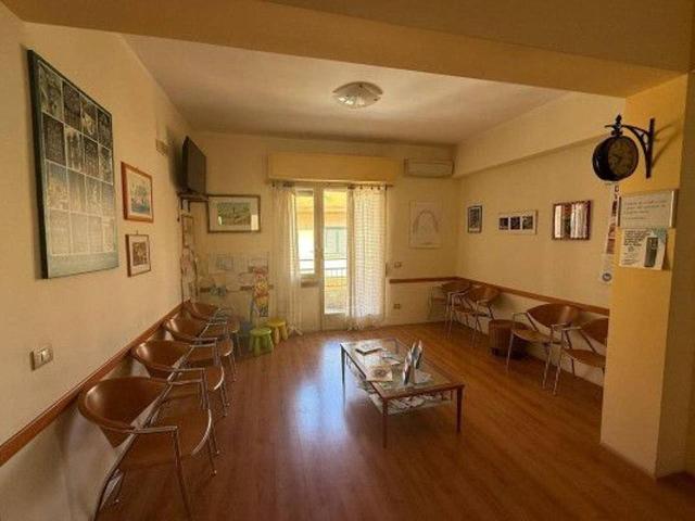 Ufficio in vendita a Reggio Calabria