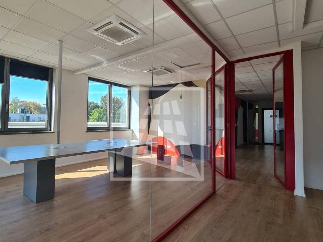Ufficio in vendita a Reggio Emilia