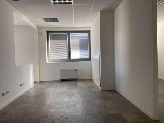 Ufficio in vendita a Reggio Emilia