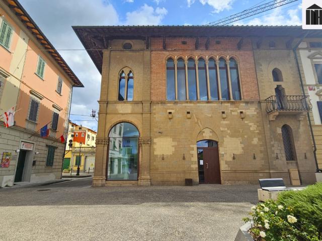 Ufficio in Vendita a Santa Croce sull'Arno
