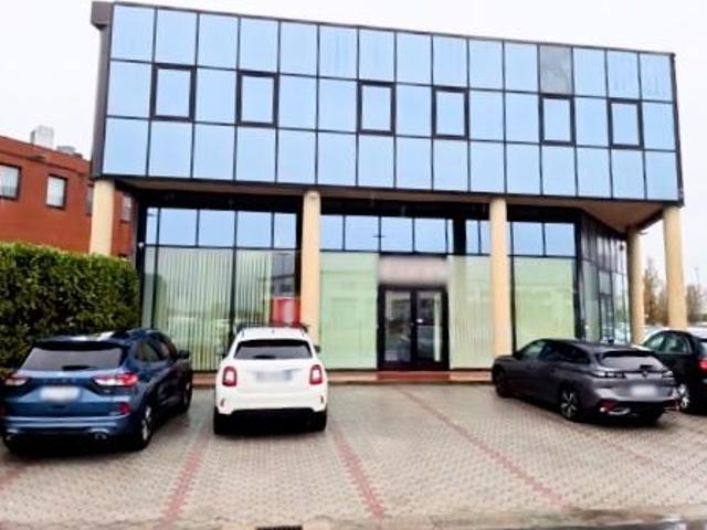 Ufficio in Vendita a San Giuliano Terme