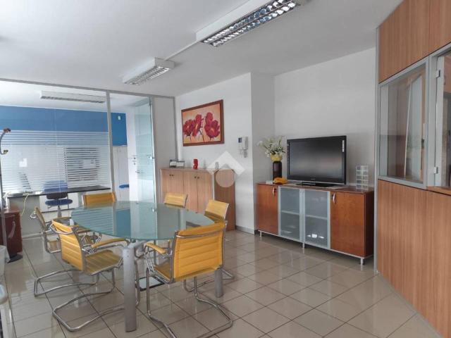 Ufficio in vendita a San Vittore Olona