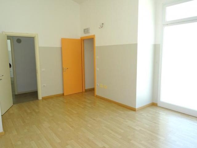 Ufficio in vendita a Senigallia