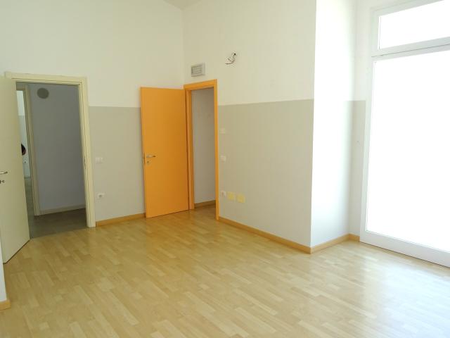 Ufficio in vendita a Senigallia
