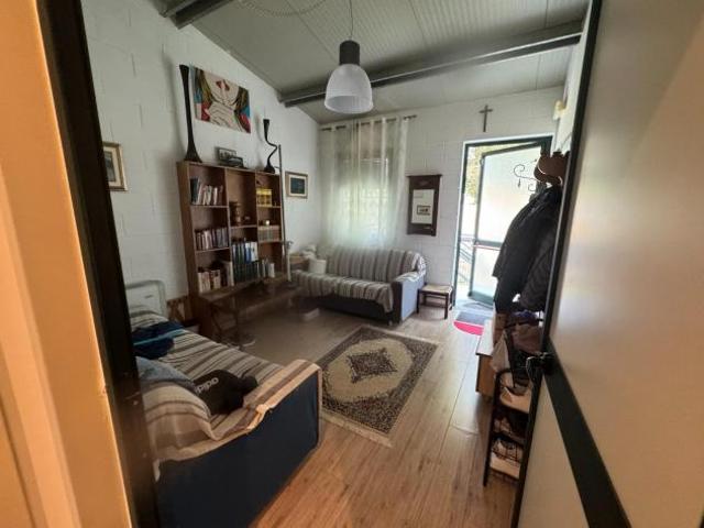 Ufficio in vendita a Stagno Collesalvetti 90 mq Rif: 1427132
