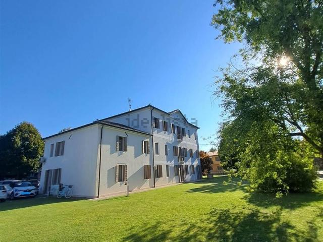 Ufficio in vendita di 1050 m²