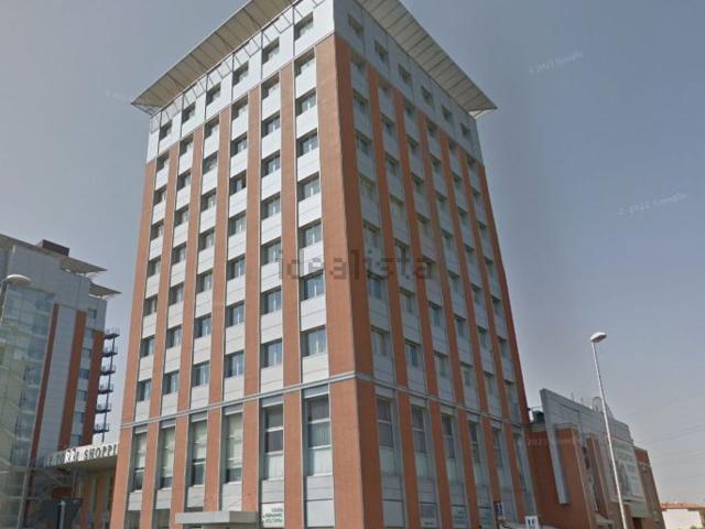 Ufficio in vendita di 105 m² in Via Giotto Ciardi, 5
