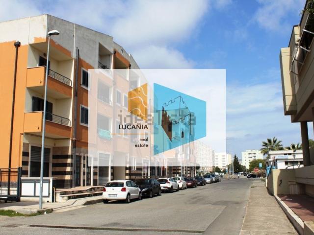 Ufficio in vendita di 106 m² in Via Pietro Nenni