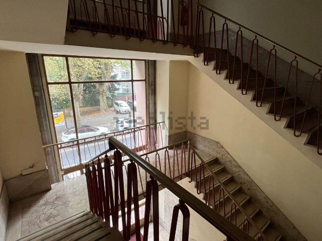 Ufficio in vendita di 106 m² in Via Savona, 26