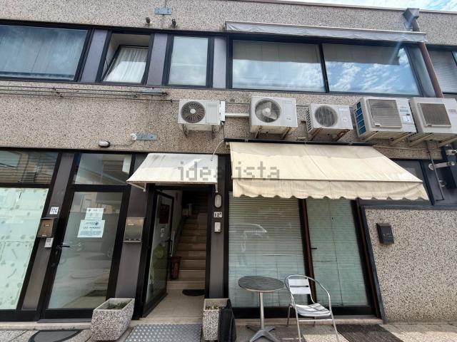 Ufficio in vendita di 107 m²