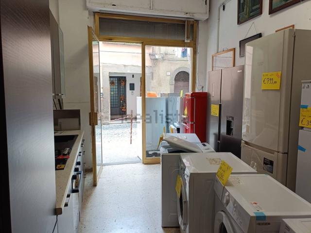 Ufficio in vendita di 107 m² in Via dei Mille