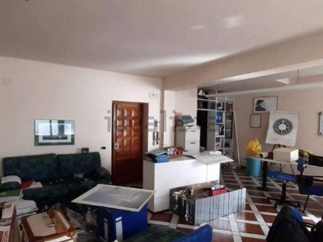 Ufficio in vendita di 108 m² in Corso Giuseppe Garibaldi