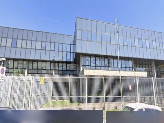 Ufficio in vendita di 109 m² in Via Vecchia Ferriera, 70