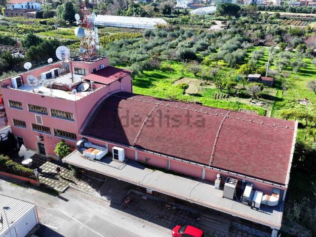 Ufficio in vendita di 1000 m² in Via Ciantro