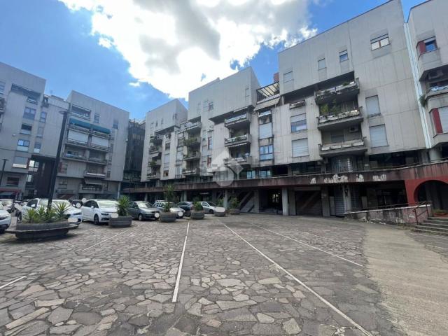 Ufficio in vendita di 100 m² in Piazza della Libertà, 37