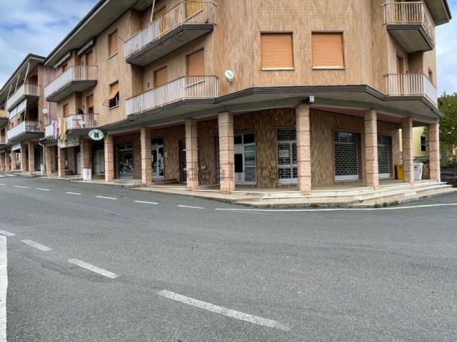 Ufficio in vendita di 100 m² in Piazza Repubblica, 11