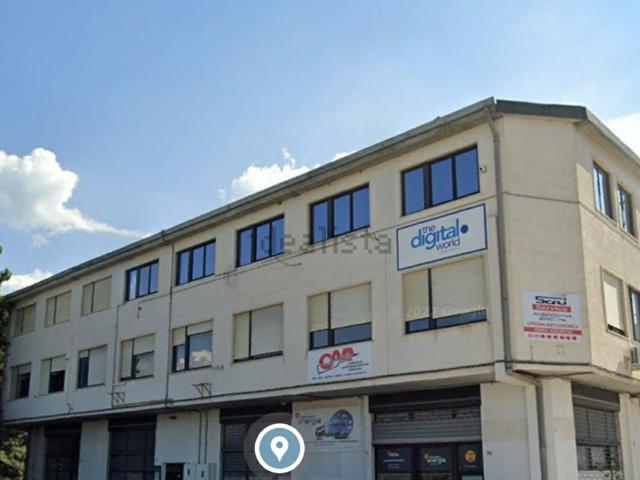 Ufficio in vendita di 100 m² in Via C. Cavour