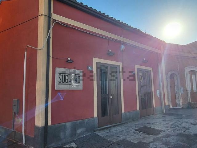 Ufficio in vendita di 100 m² in Via Cesare Battisti