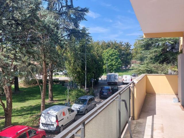 Ufficio in vendita di 102 m² in Via Pomposa