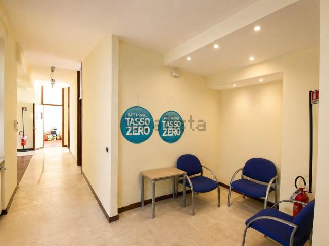 Ufficio in vendita di 114 m²