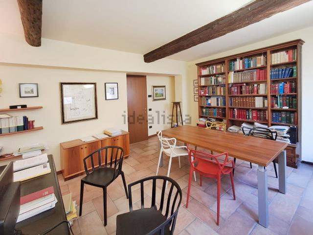 Ufficio in vendita di 115 m²