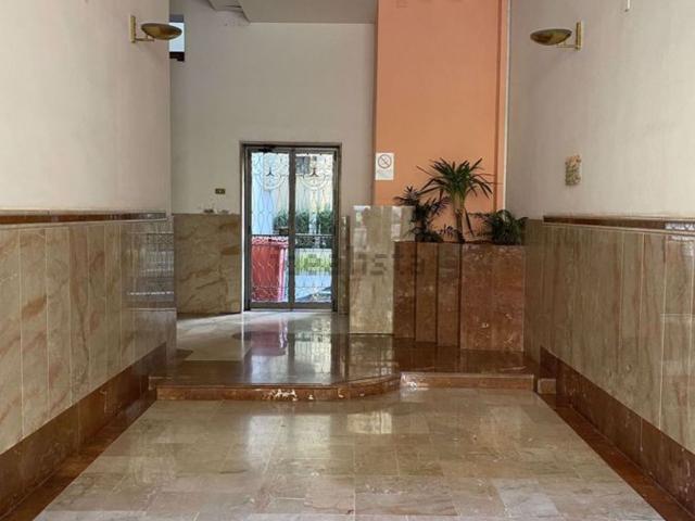 Ufficio in vendita di 115 m² in Via Michele Pironti