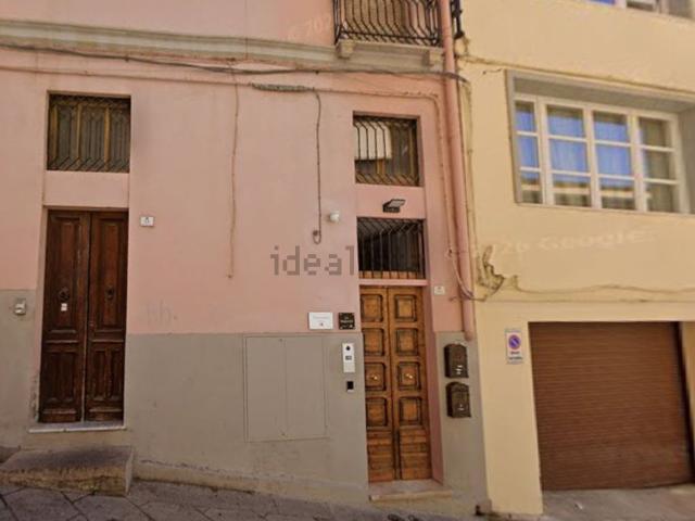 Ufficio in vendita di 115 m² in Via Giovanni Spano, 11