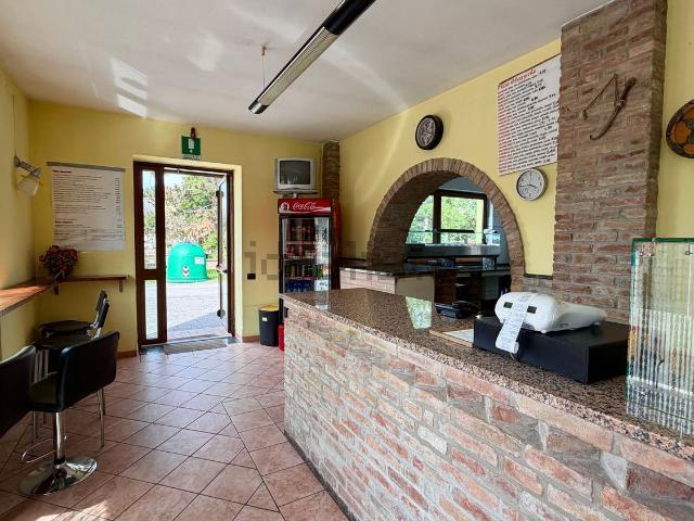 Ufficio in vendita di 116 m² in Via Ponte Farmacia, 10