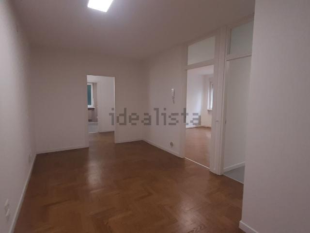 Ufficio in vendita di 110 m² in Via Marco Volpe, 19