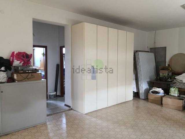 Ufficio in vendita di 110 m² in Viale Padre Nicola Magri, 41