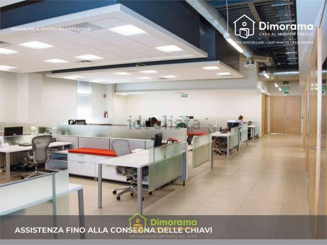 Ufficio in vendita di 113 m² in Via Giovanni Spano, 11