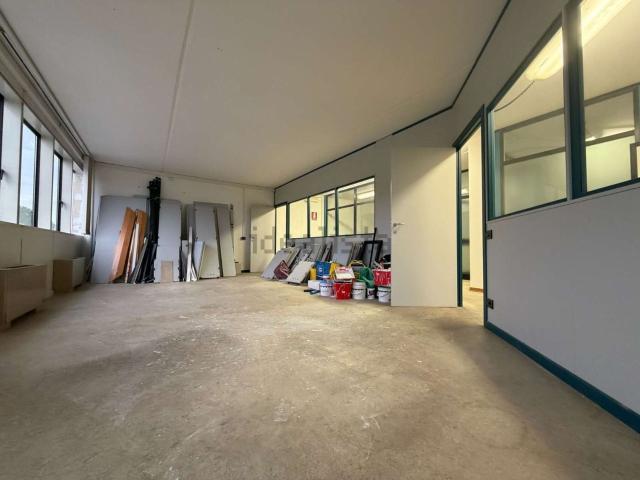 Ufficio in vendita di 125 m²