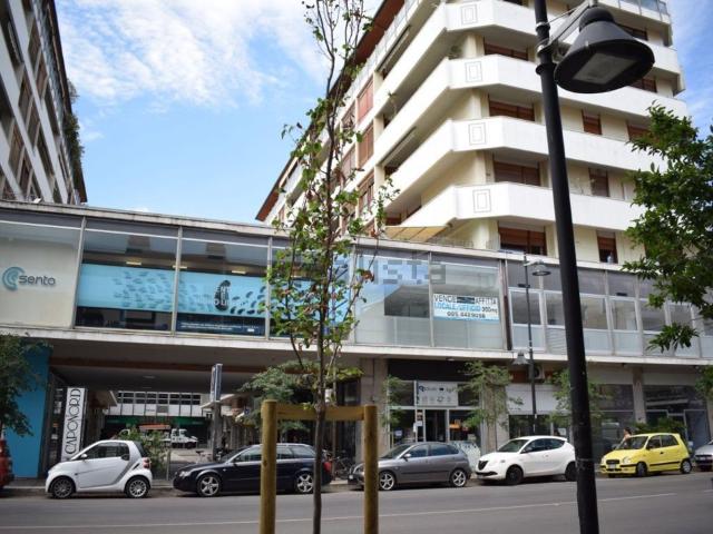 Ufficio in vendita di 120 m² in Corso Vittorio Emanuele II, 173