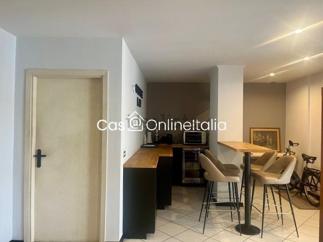 Ufficio in vendita di 120 m² in Via Giuseppe Valentini, 10