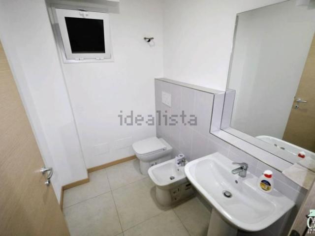 Ufficio in vendita di 120 m² in Via Zama