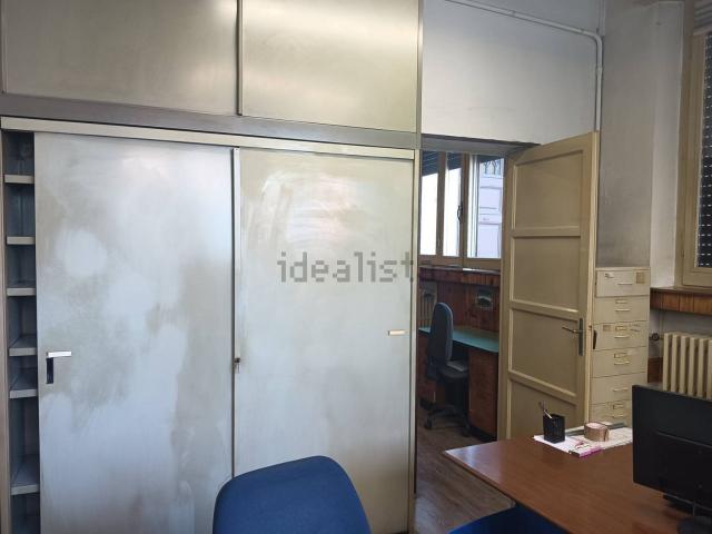 Ufficio in vendita di 121 m² in Piazza Giuseppe Garibaldi, 19