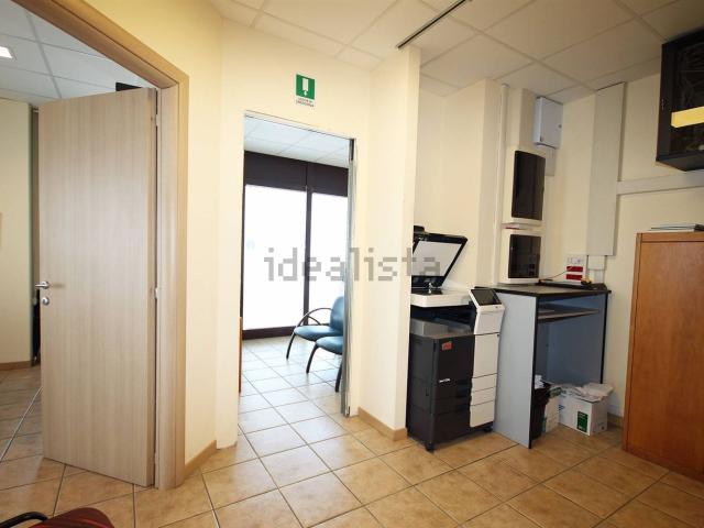Ufficio in vendita di 123 m²