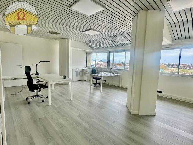 Ufficio in vendita di 135 m²
