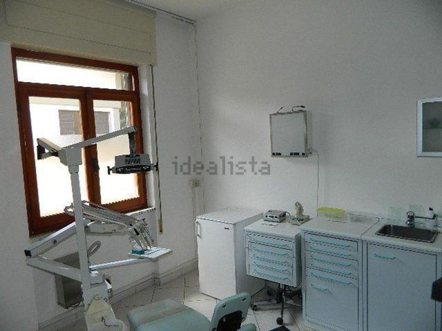 Ufficio in vendita di 135 m²
