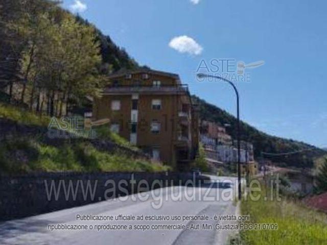 Ufficio in vendita di 136 m² in Via Rocco Scotellaro